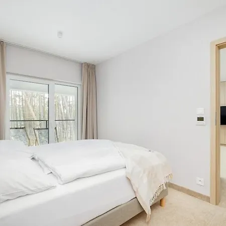 Apartment Uk Cin Near Beach And Pool, Cleaning Included Apartamento Łukęcin