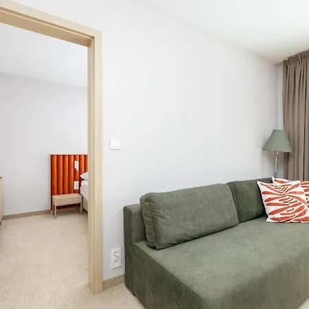 Apartment Uk Cin Near Beach And Pool, Cleaning Included Apartamento *