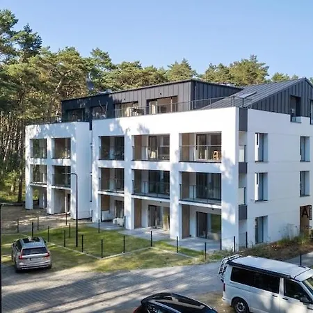 Apartment Uk Cin Near Beach And Pool, Cleaning Included Łukęcin
